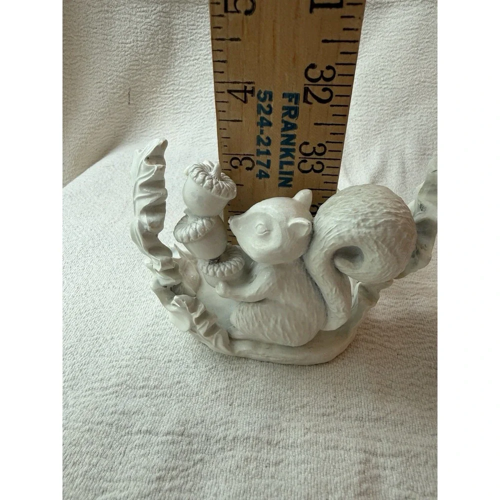 Bath & Body Works Squirrel Holding Acorn Cup Soap Holder White Bathroom 2022